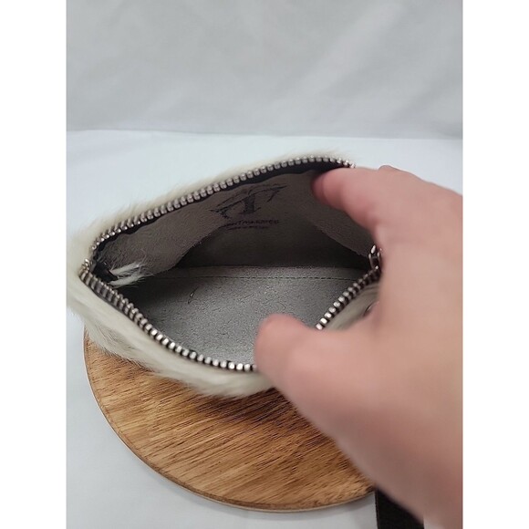 Lynn Tallerico Genuine Leather And Fur Wristlet/Clutch 9x4.5x3 - Picture 8 of 10
